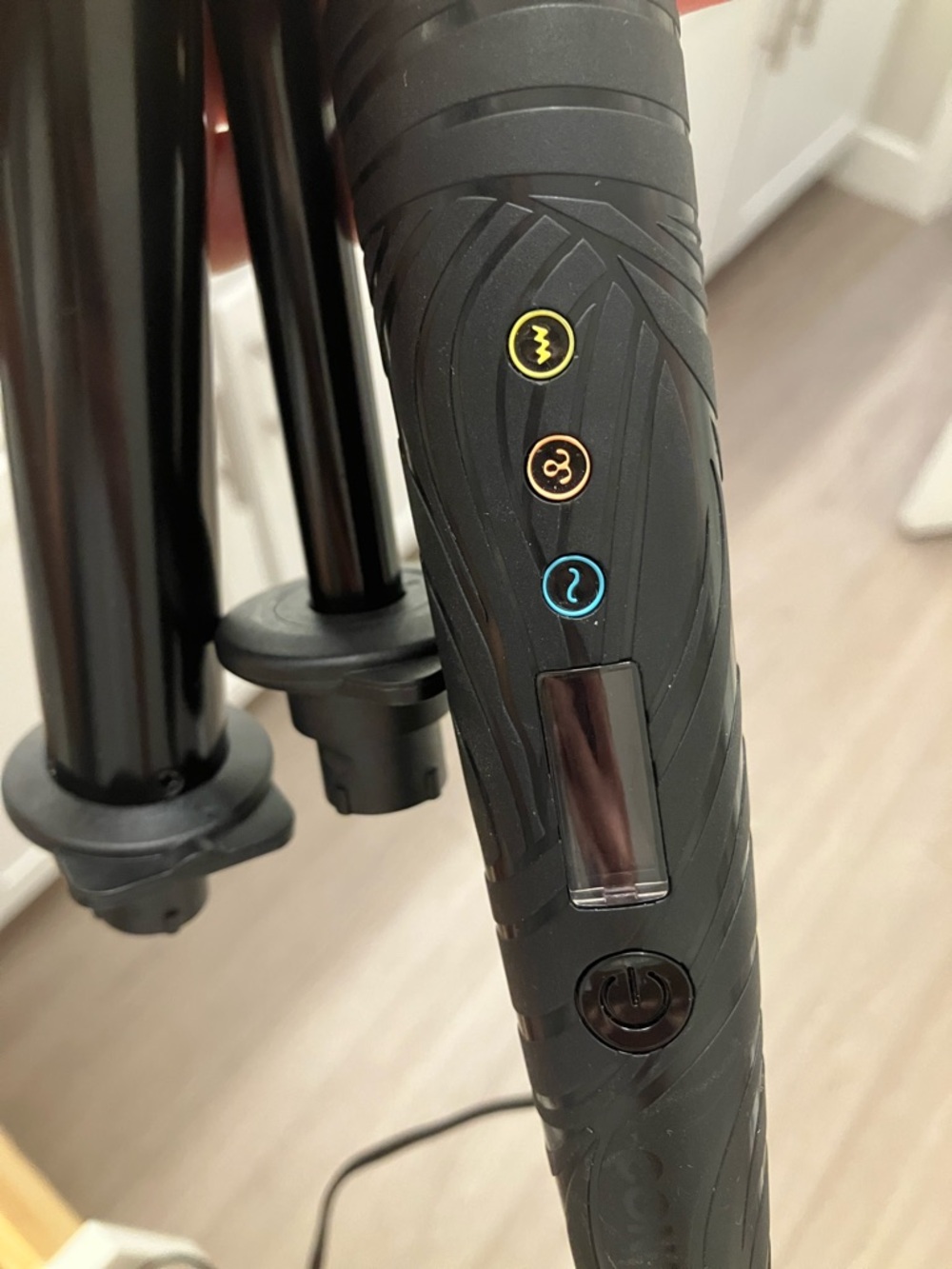 Conair The Curl Collective Ceramic Curling Iron - Black - Picture 5 of 5